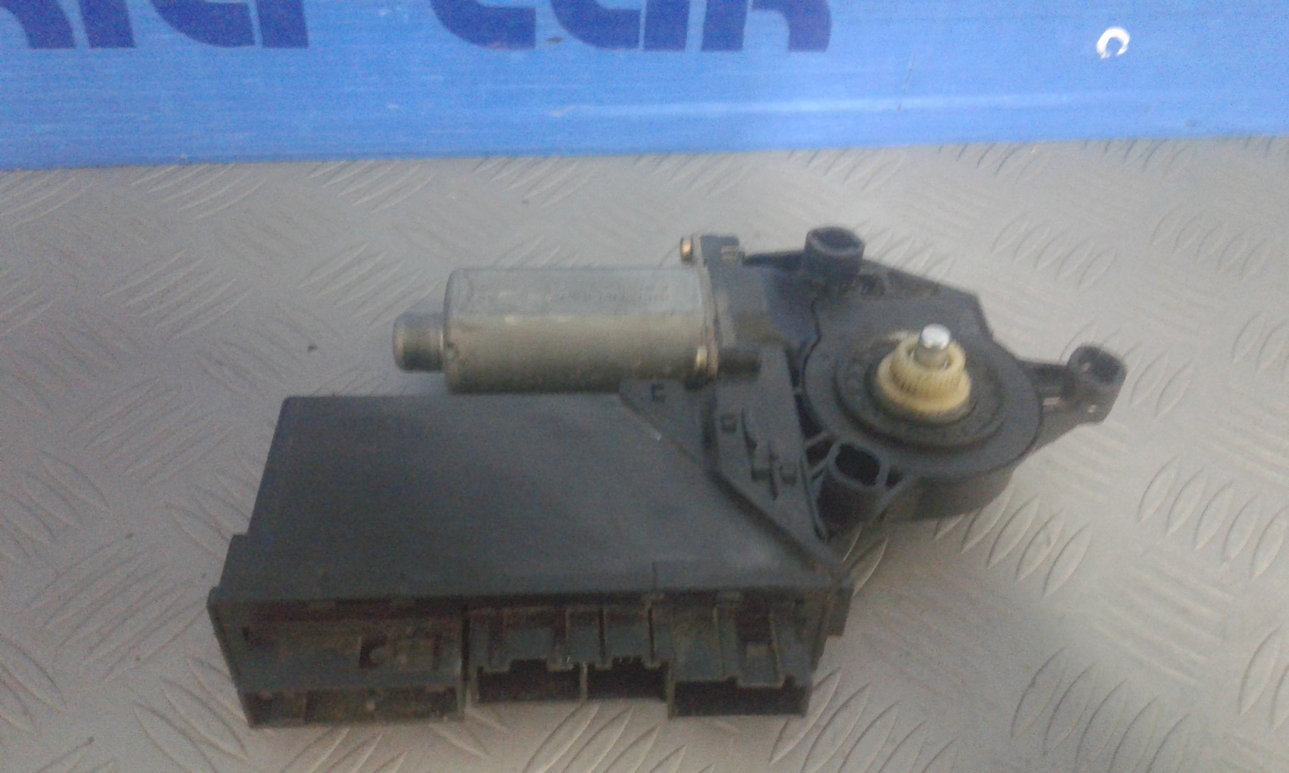 Motorino Alzavetro posteriore destra AUDI A4 Avant 2 Serie