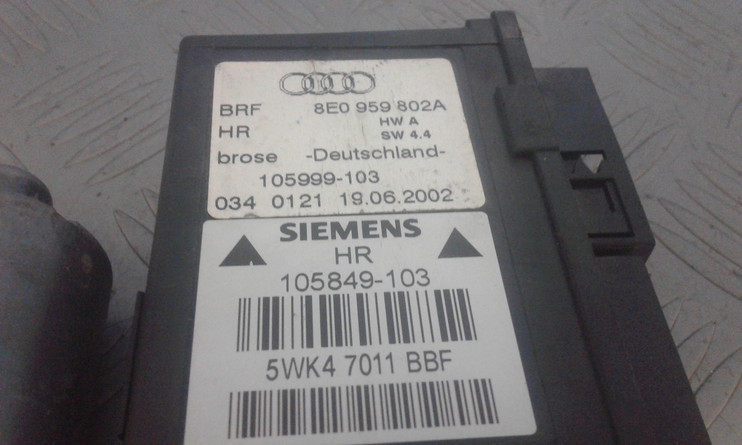 Motorino Alzavetro posteriore destra AUDI A4 Avant 2 Serie