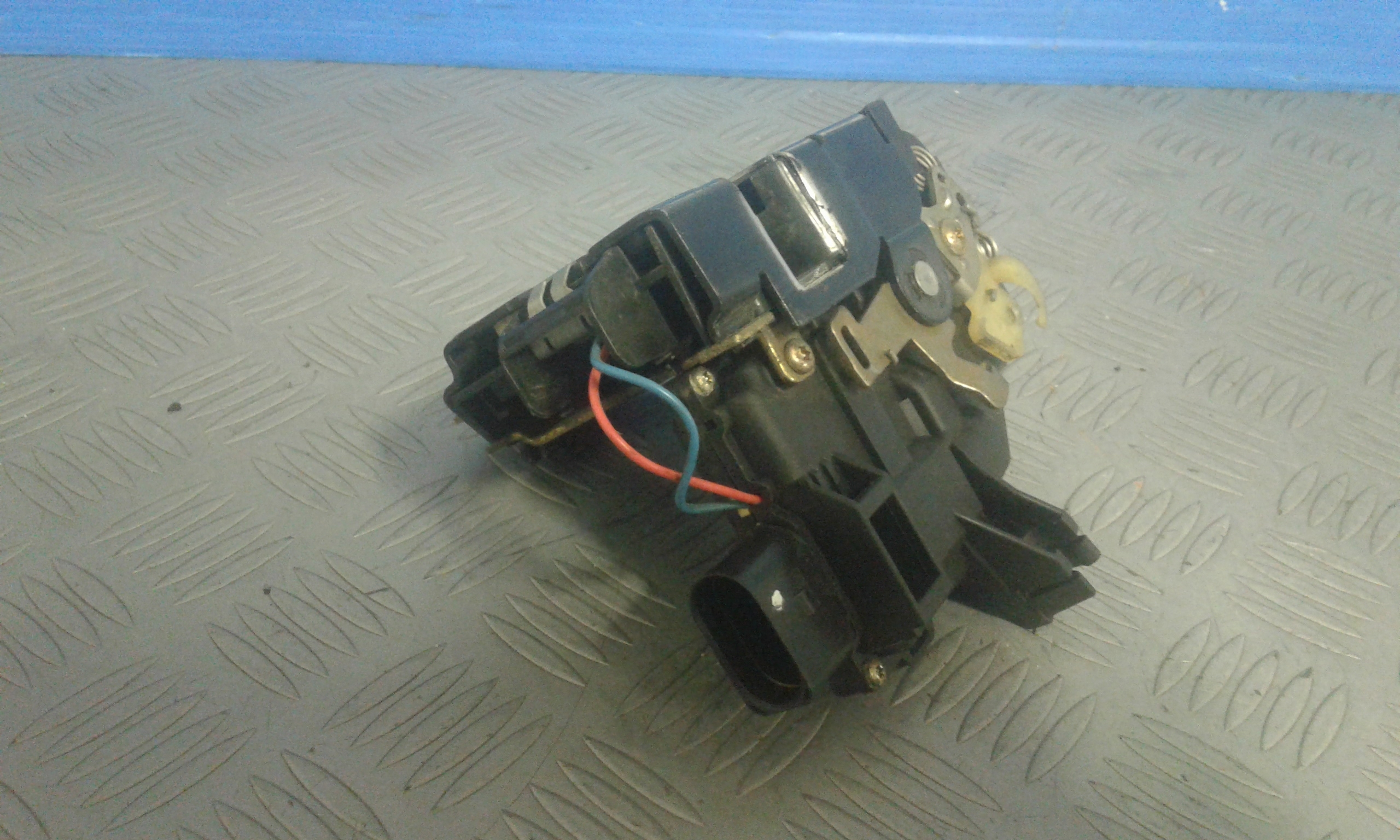 Serratura Anteriore Sinistra AUDI A6 Avant 2 Serie