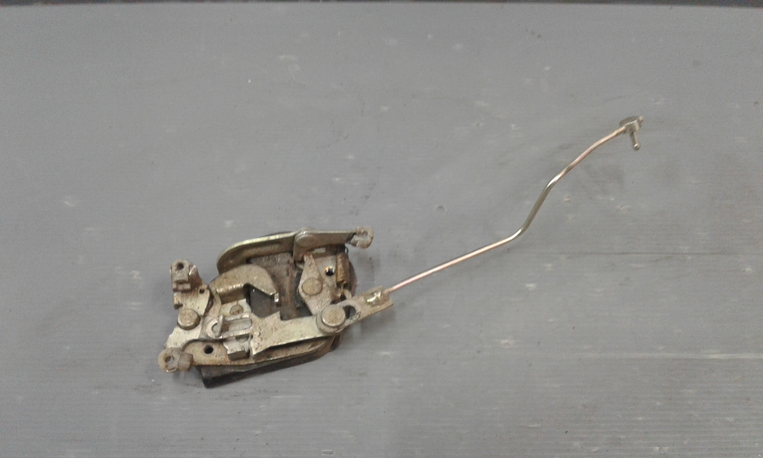 Serratura Anteriore Sinistra TATA Indica 1  Serie