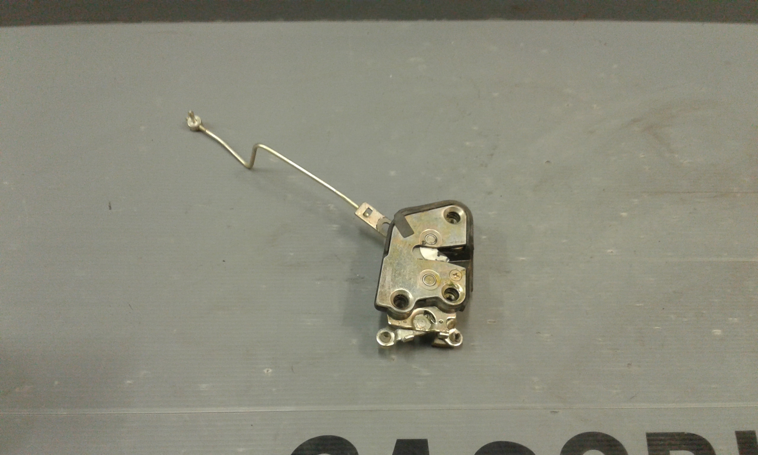 Serratura Anteriore Sinistra TATA Indica 1  Serie