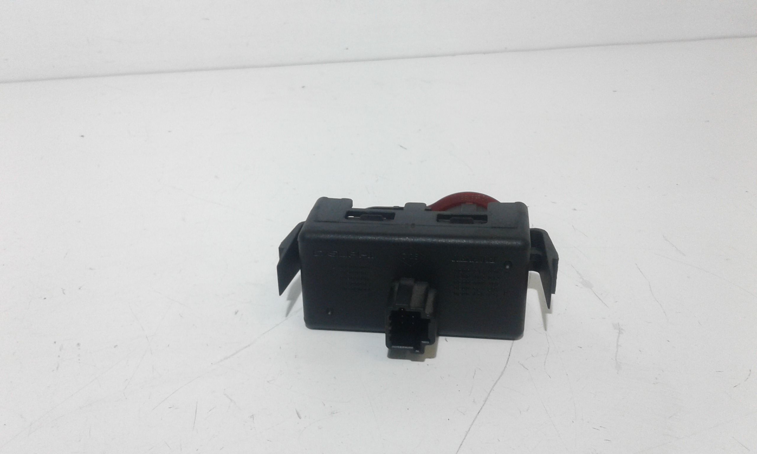 Pulsante luci di emergenza RENAULT Clio Serie (04>08)