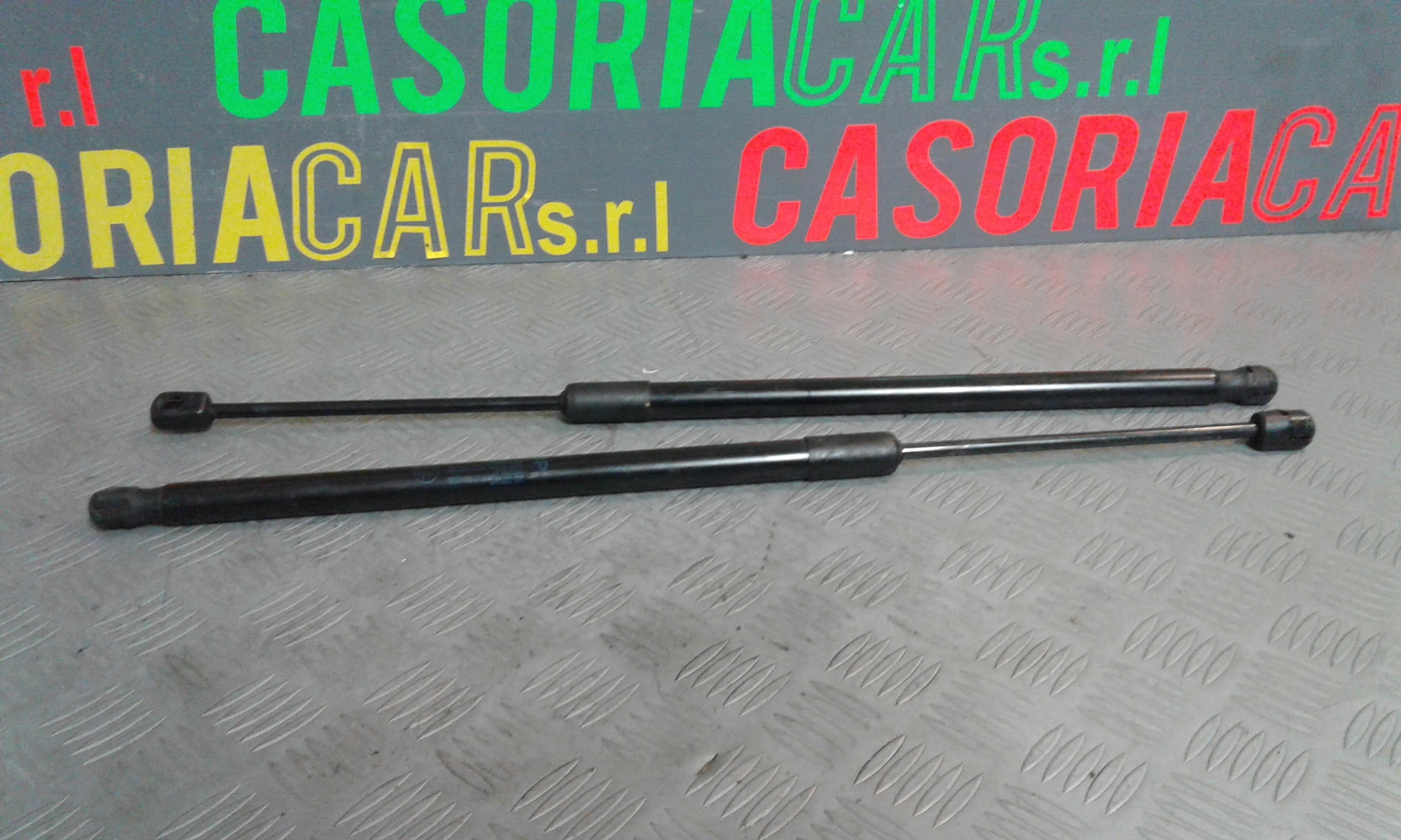 Pistoncini cofano Post. FIAT 500 L 1  Serie