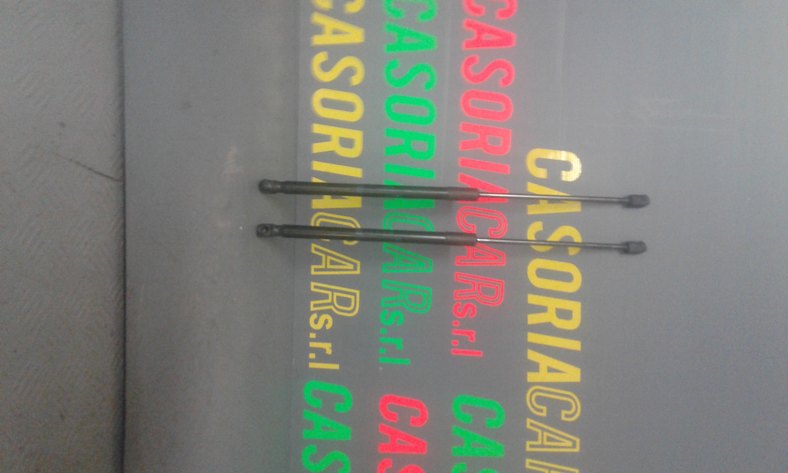 Pistoncini cofano Post. MERCEDES Classe A W176 5 Serie