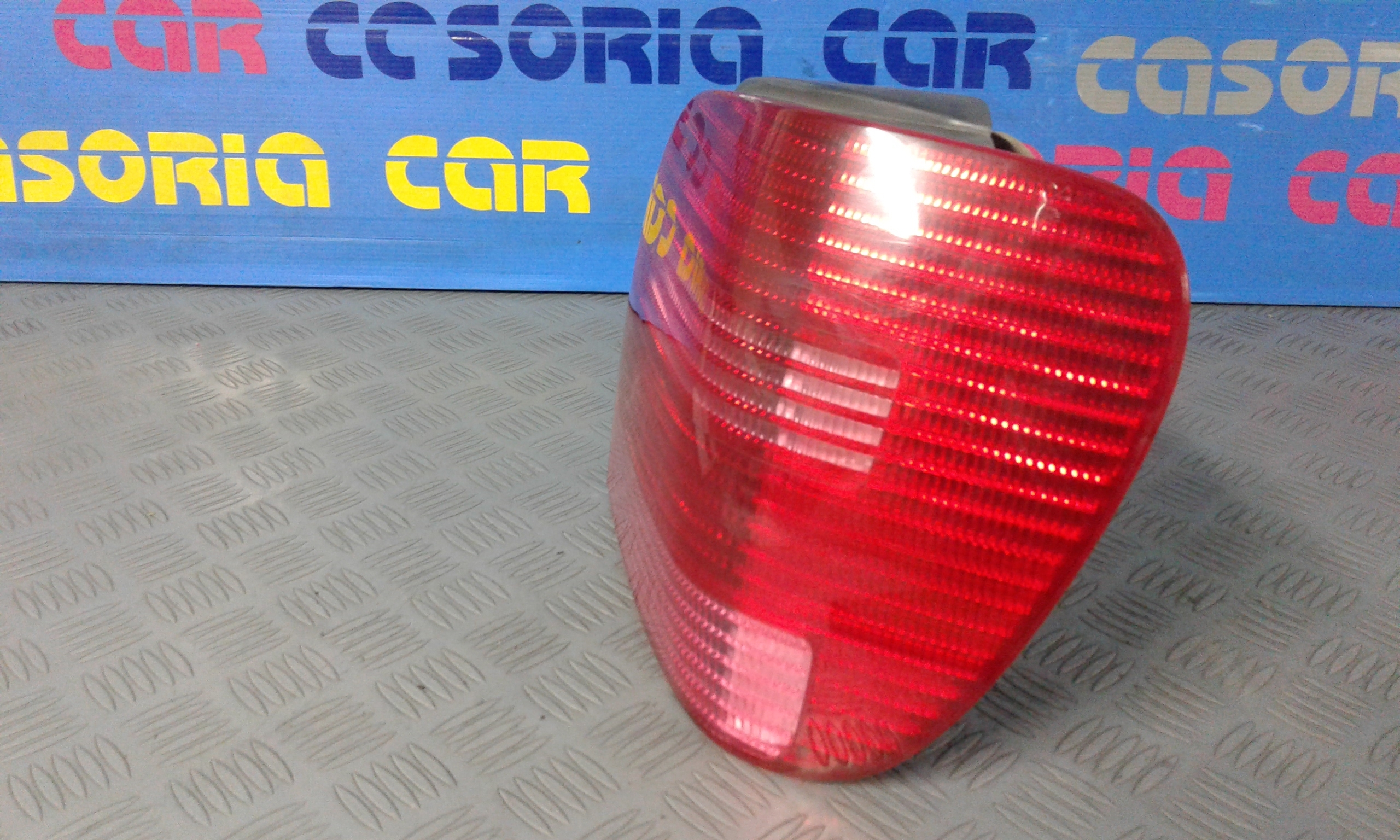 Stop posteriore Destro Passeggero VOLKSWAGEN Polo 3 Serie