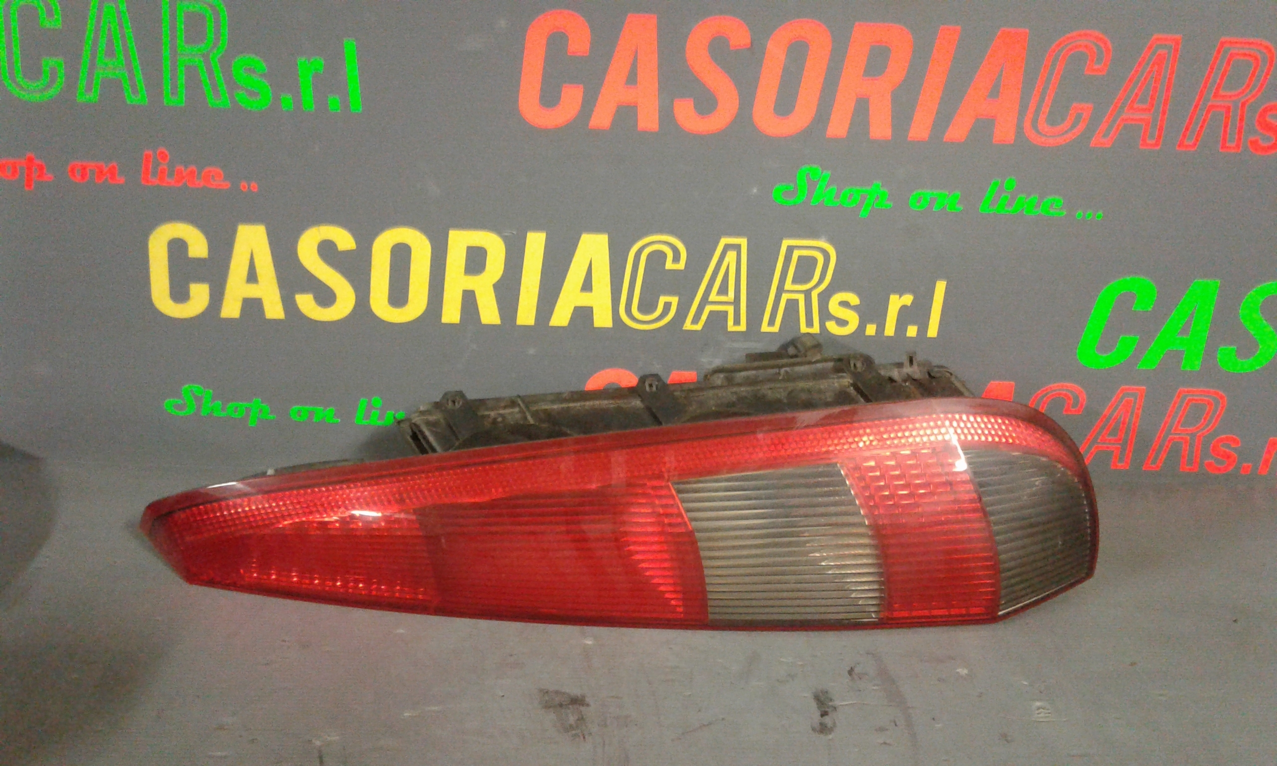 Stop posteriore Destro Passeggero FORD Fiesta 4 Serie