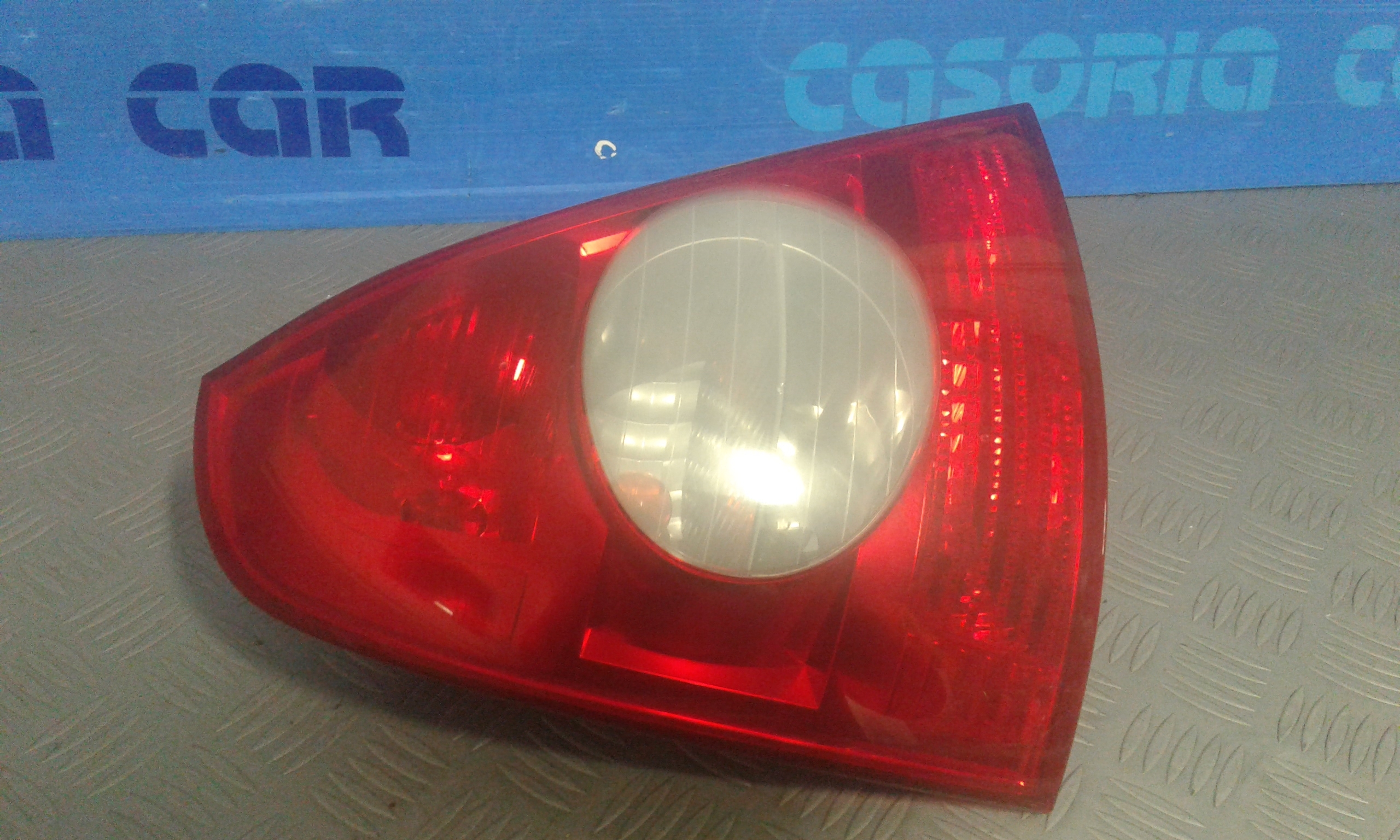 Stop Posteriore sinistro lato Guida RENAULT Clio 4