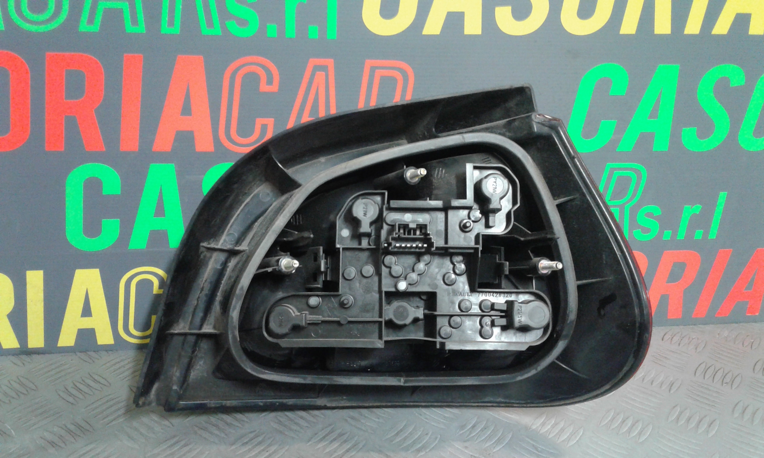 Stop Posteriore sinistro lato Guida RENAULT Megane Coach